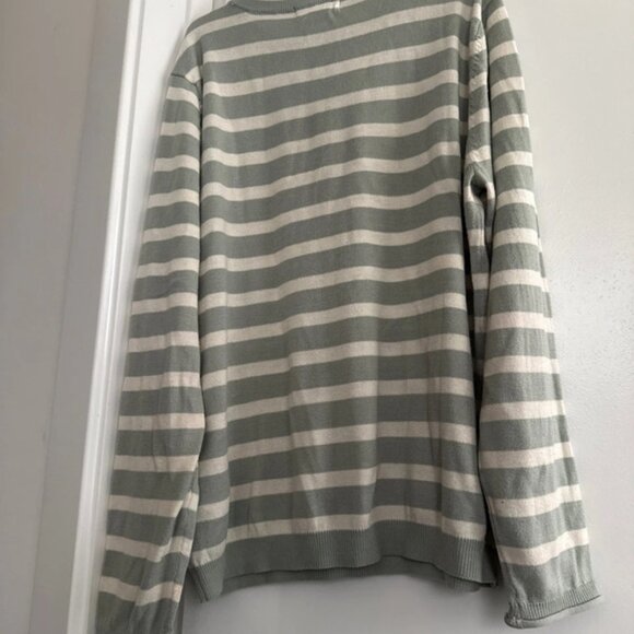 Spring striped sweater - Picture 5 of 5